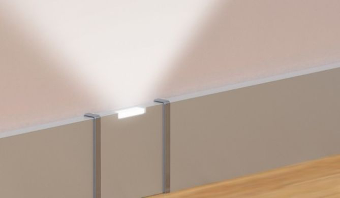 Il Battiscopa con inserti led, in alluminio anodizzato e design prolight iceberg